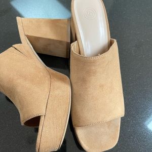 Urban outfitters sandles